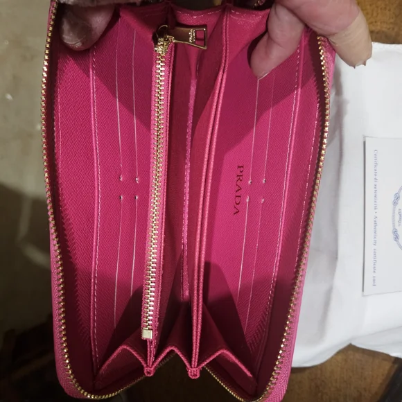 🖤Beautiful Pink Quilted Women's Wallet - Picture 5 of 9